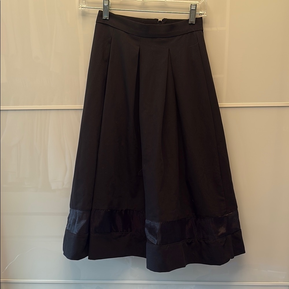 Love...ady Black Pleated Midi A-Line Skirt
